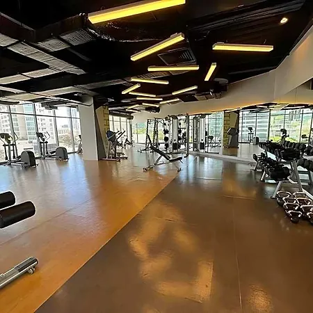Aveline Executive Suites City View@Acqua Residence