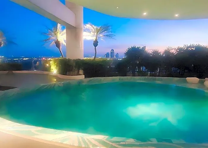 Aveline Executive View@acqua マニラ市