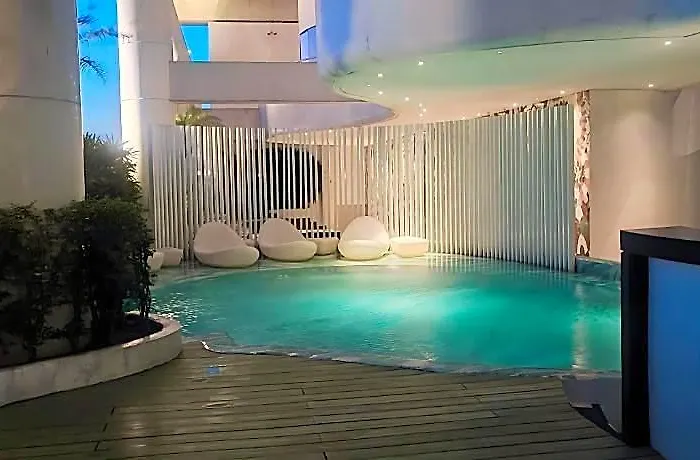 Aveline Executive View@acqua 5* マニラ市