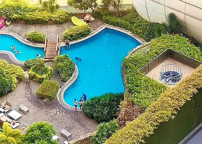 Aveline Executive View@acqua 5* マニラ市