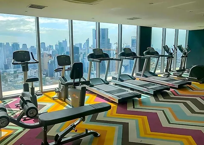 Aveline Executive View@acqua ホテル マニラ市