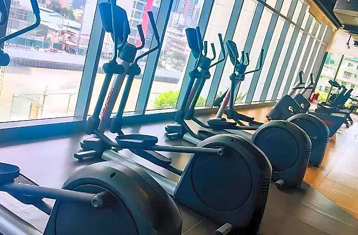 ホテル Aveline Executive View@acqua マニラ市